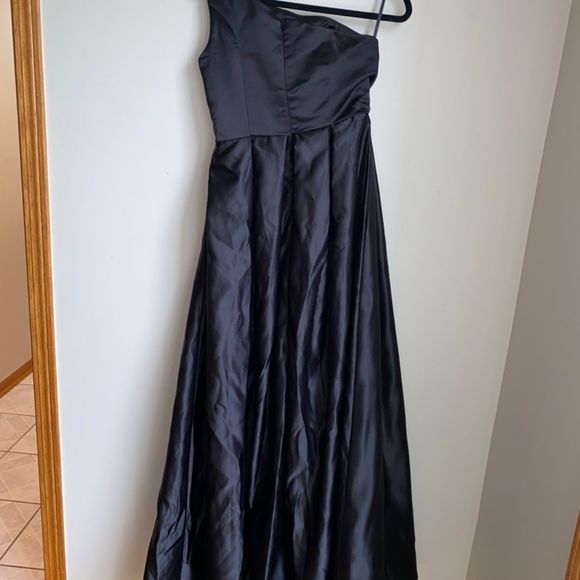Hebeos size s A-Line Satin Ruffles One-Shoulder Sleeveless Floor-Length Dresses - Picture 3 of 4